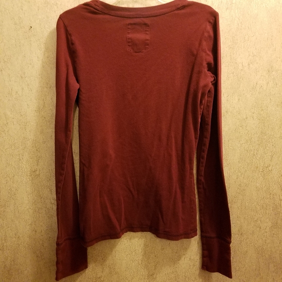 💥 Maroon Long Sleeve Hollister Shirt - Picture 2 of 3